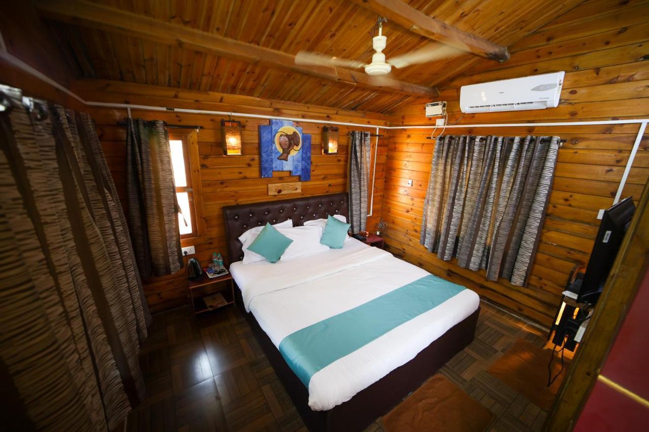 Resort Casa De Silver Baga